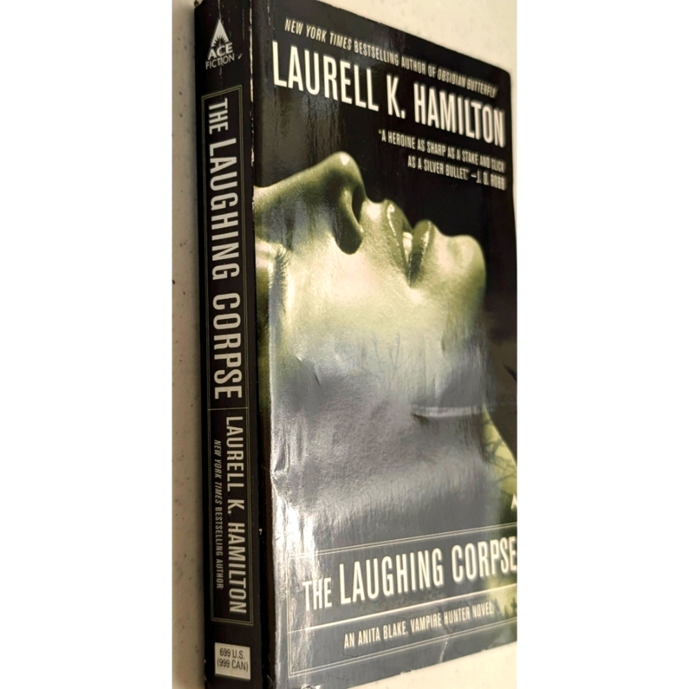 Paperback Book The Laughing Corps Laurell K. Hamilton Anitea Blake Vampire Novel